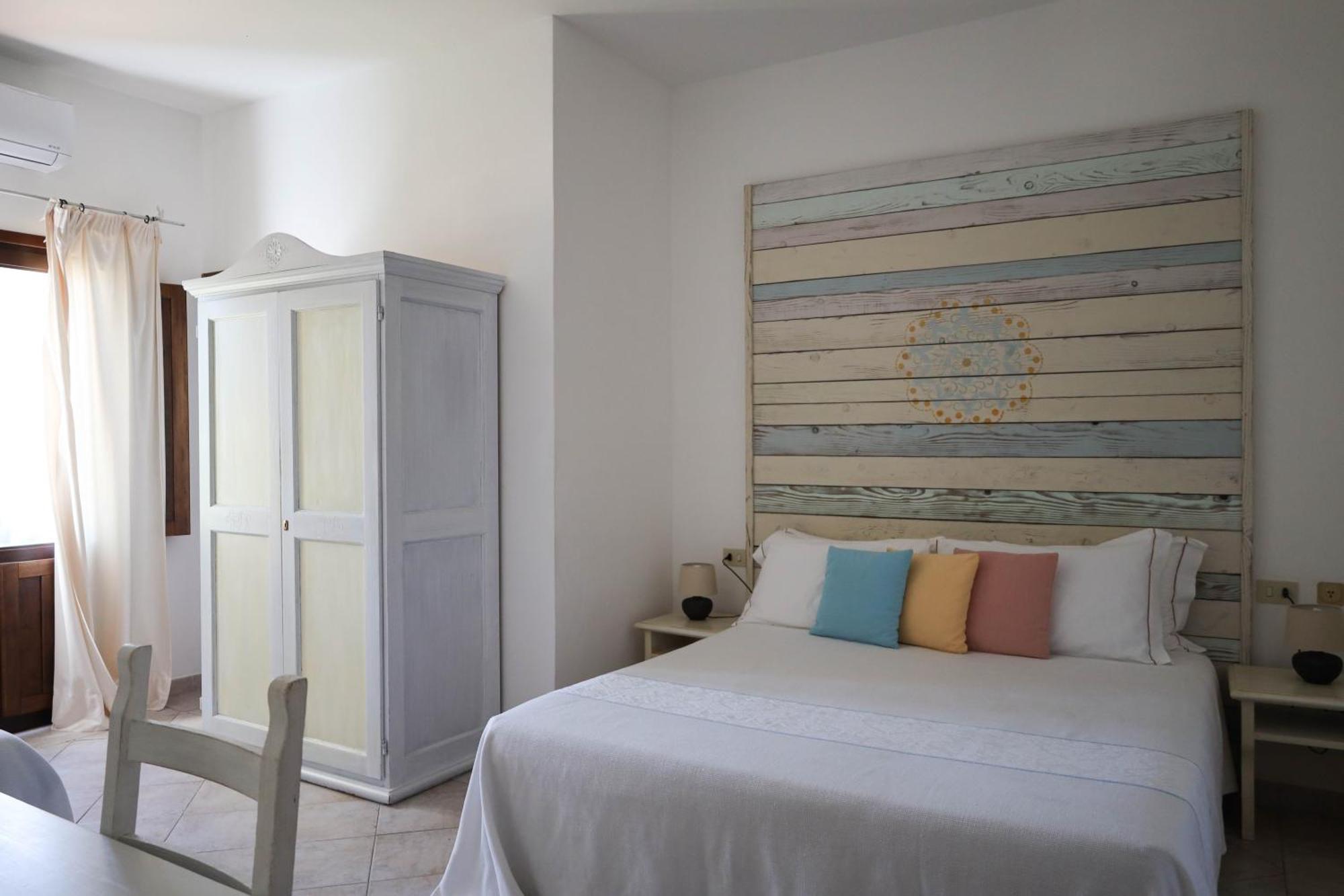 Boutique Hotel Sant'Andrea & Relais San Pantaleo Exteriör bild