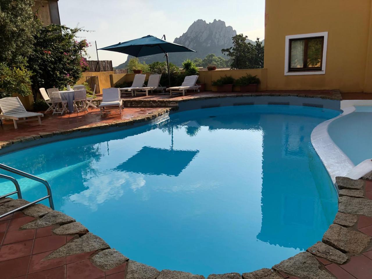 Boutique Hotel Sant'Andrea & Relais San Pantaleo Exteriör bild