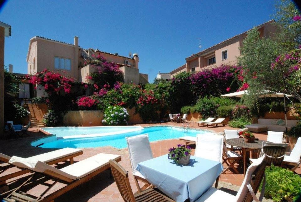 Boutique Hotel Sant'Andrea & Relais San Pantaleo Exteriör bild